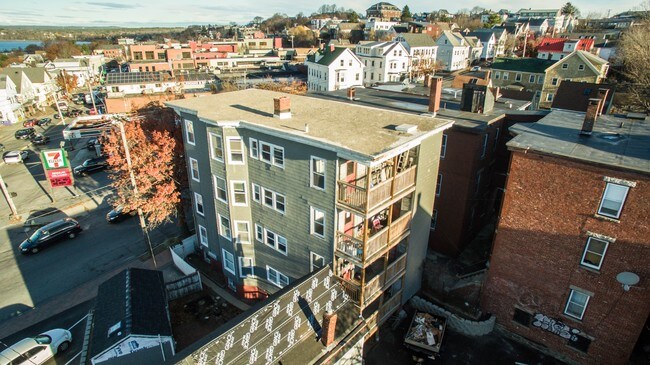 Building Photo - 106 Cumberland Ave