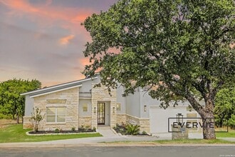 Building Photo - 1314 Clayton Nolen Dr
