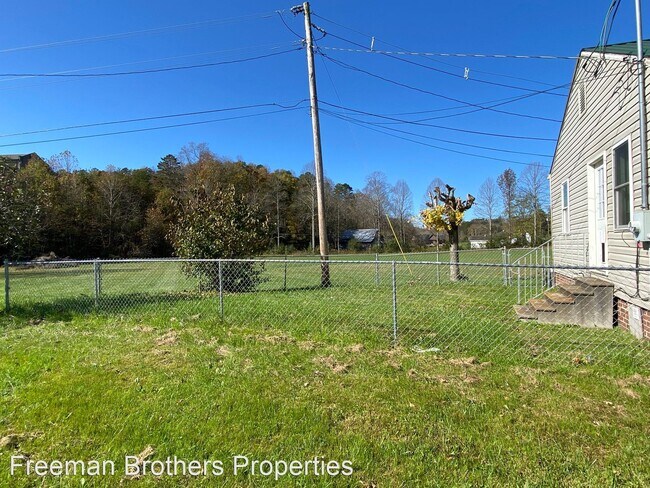 Foto del edificio - 2 br, 1 bath House - 1245 Scuffletown Road