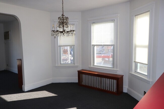 Foto del edificio - 8 Irma Ave