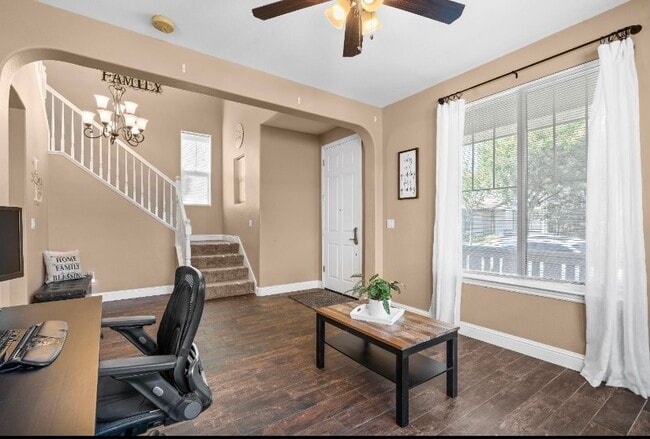 Building Photo - 300 W Alameda Dr