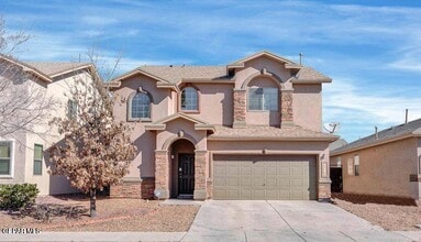 Building Photo - 14517 Jesus Almeida