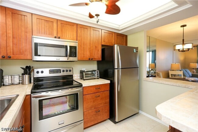 Building Photo - 300 Forest Lakes Blvd