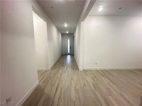 Building Photo - 350 Tigullio Ave