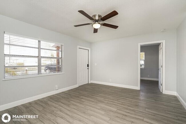 Foto del edificio - 12038 134th Pl, Largo, FL 33778