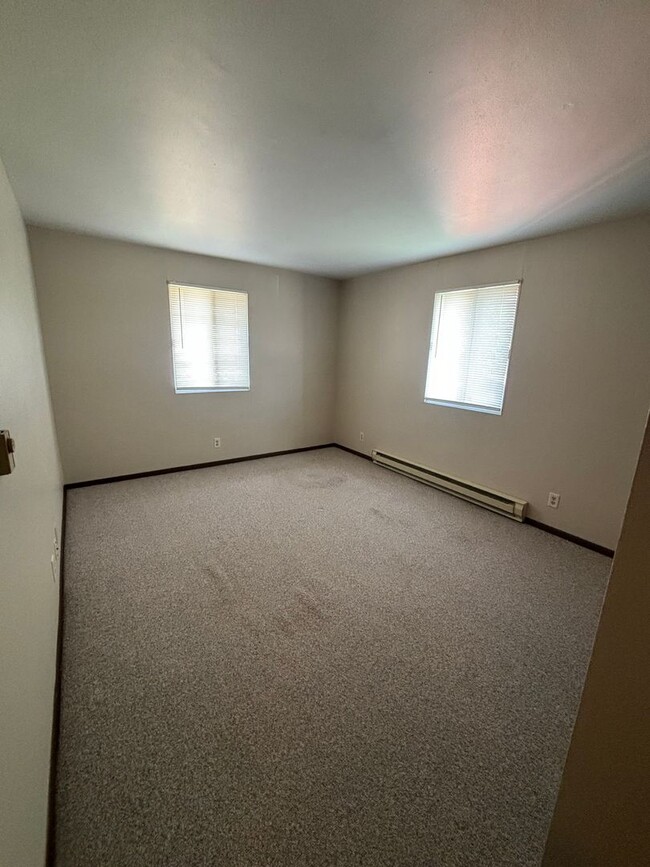 Foto del edificio - Two bedroom upper appartment