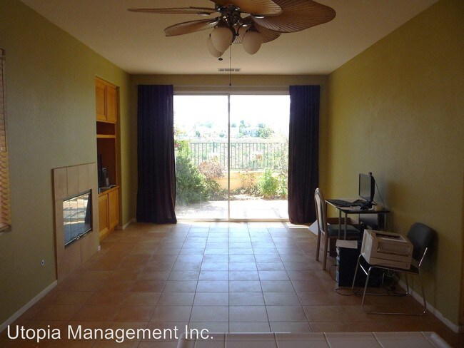 Building Photo - 1104 Camino Del Rey