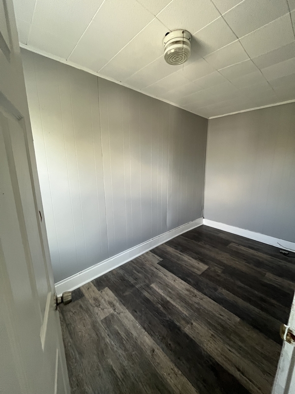 Building Photo - 816 Second Street Apt 2