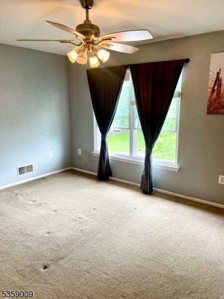 Foto del edificio - 302 Mercer Ct