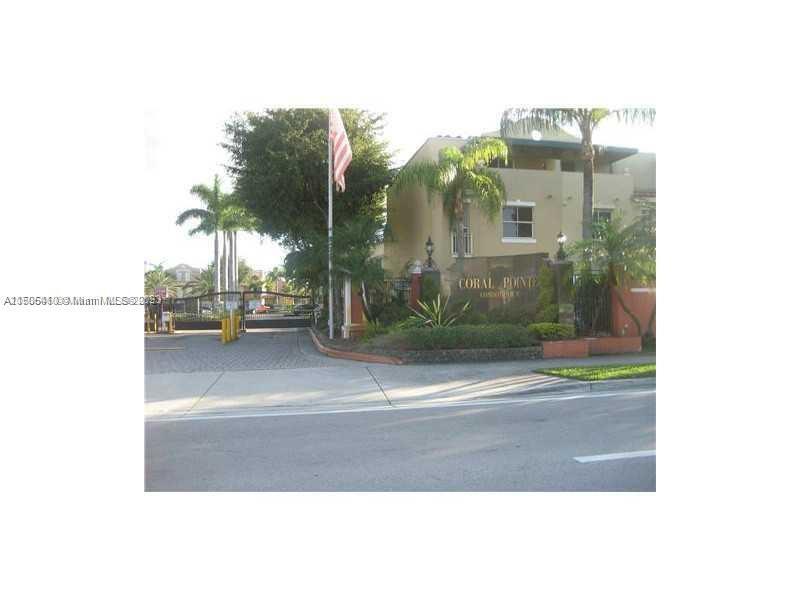 Foto principal - 670 NW 85th Pl