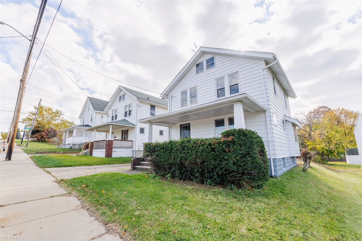 40 W Wilbeth Rd, Akron, OH 44301 House Rental in Akron, OH