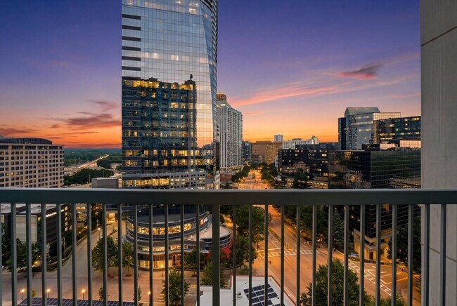 Foto del edificio - 3324 Peachtree Rd NE