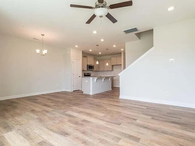 Foto del edificio - 125 Brown Swiss Cir