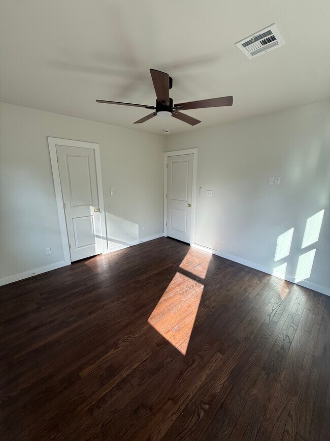 Dormitorio 1 - 822 NE 17th St