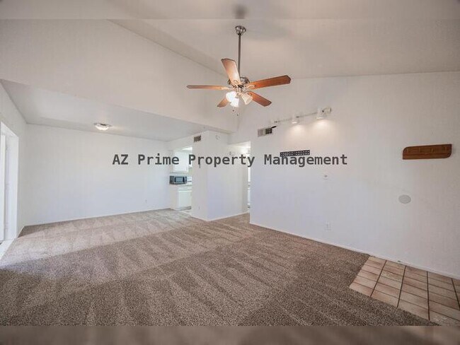 Foto del edificio - 4876 W ROSE LN, GLENDALE AZ