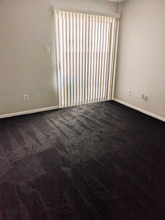 Foto del edificio - 8421 Hearth Dr