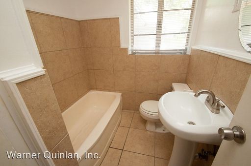 Building Photo - 1026 Alba Dr