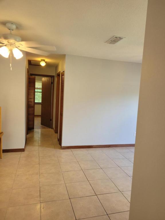 Foto del edificio - 2701 NE 10th St