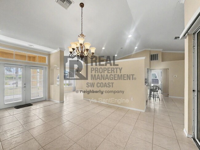 Building Photo - 2117 NE 40th St