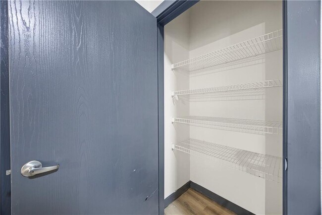 Building Photo - 2619 N Quality Ln