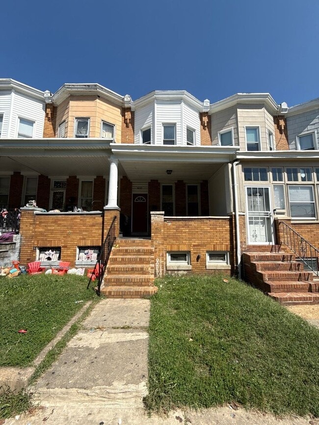 Building Photo - 3030 Clifton Park Terrace