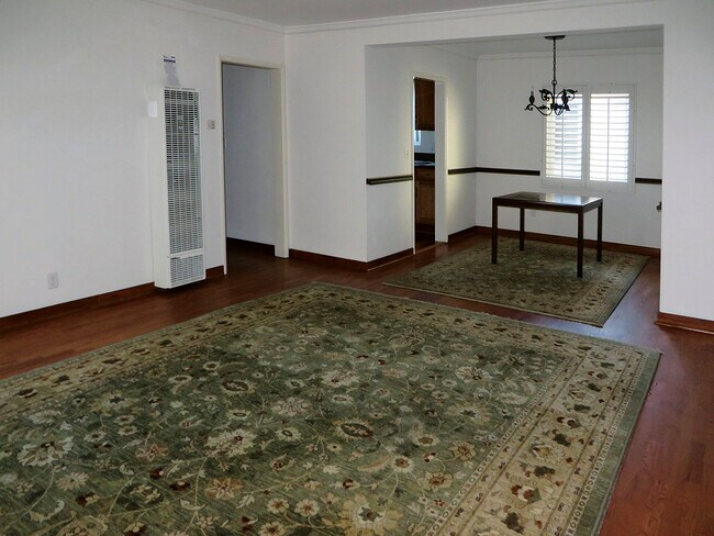 Foto del edificio - 114 W Calle Crespis Apartments