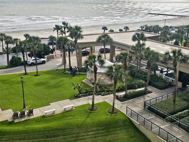 Foto del edificio - 5220 Seawall Blvd