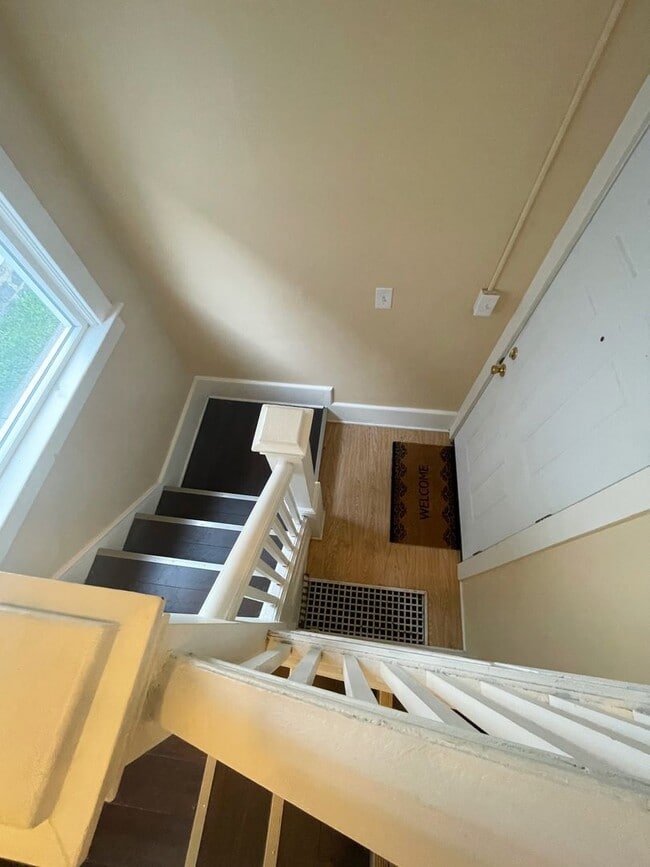 Building Photo - 416 Pearl St