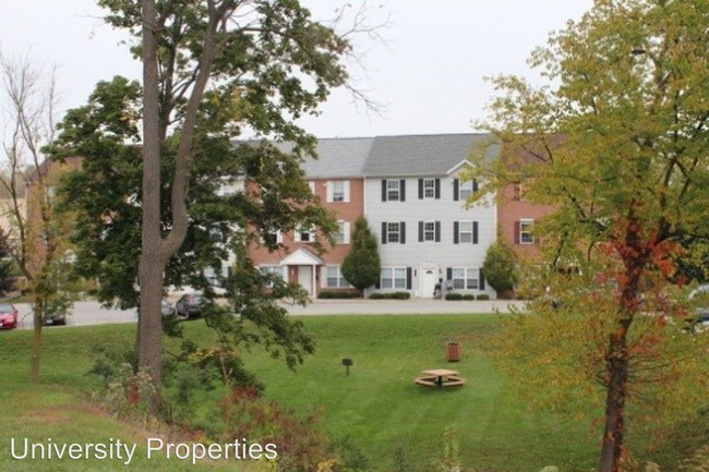 Building Photo - 1111 N Byrne Rd