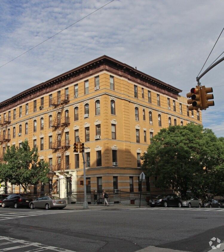 Foto principal - 190 Wadsworth Ave