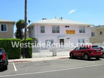 Primary Photo - 1818 N Kingsley Dr