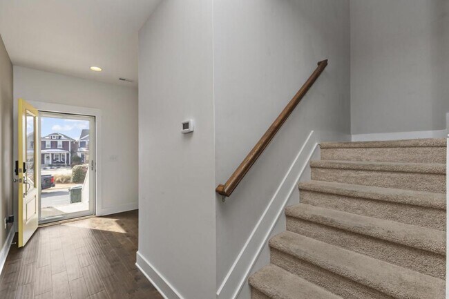 Building Photo - 1912 Split Rail Pl