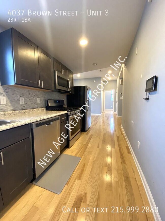 Building Photo - Welcome to 4037 Brown Street!