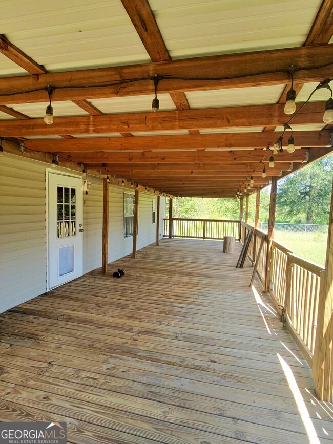 Building Photo - 225 Andrews Mill Rd