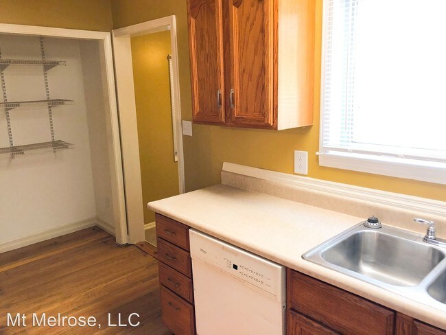 Building Photo - 4 br, 2 bath House - 129 Clyde St