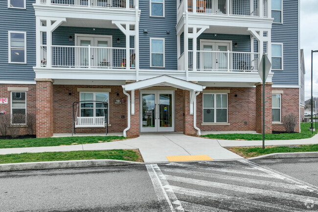 Foto del edificio - Jeremiah Village
