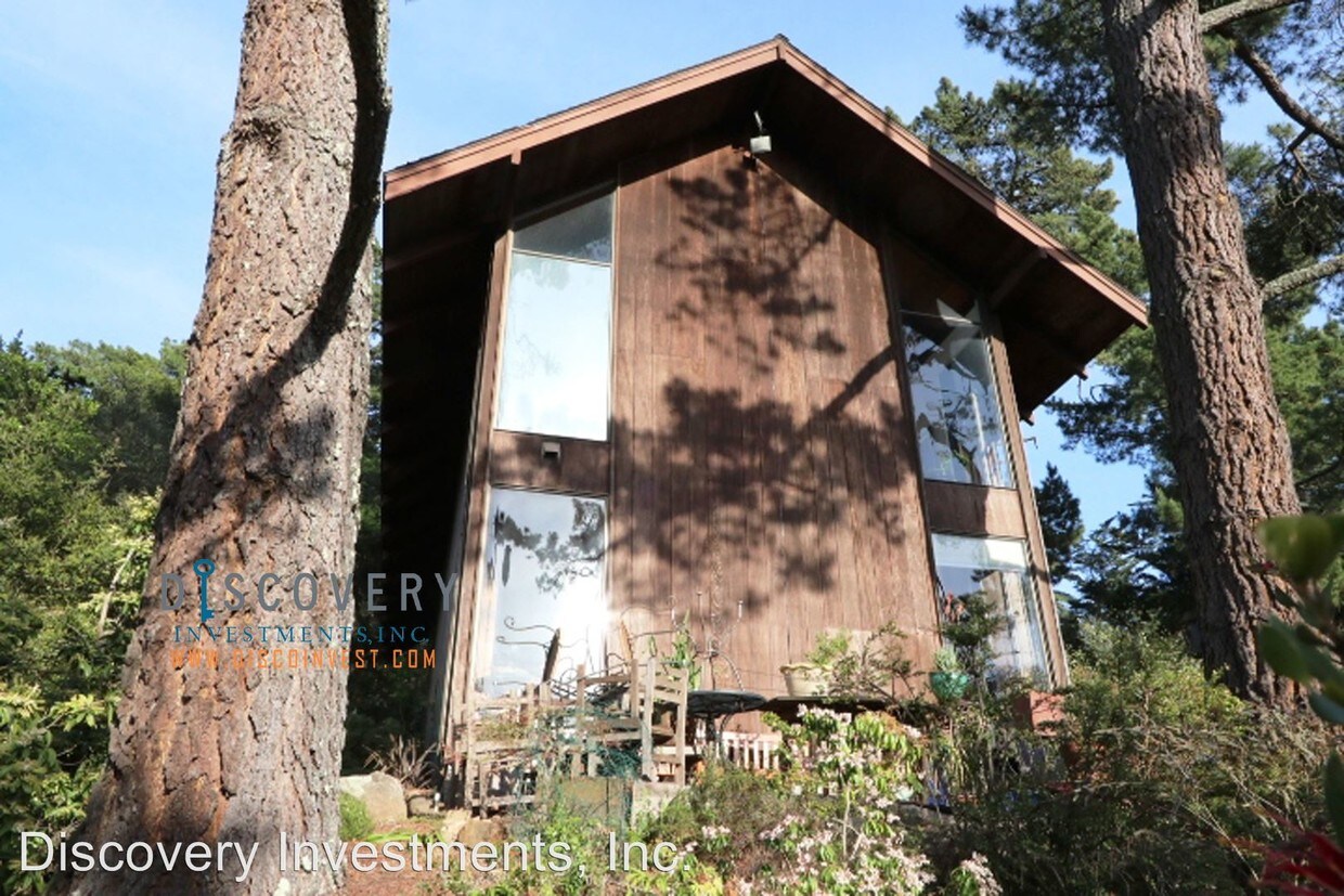 Foto principal - 3 br, 2.5 bath House - 33 Castle Lane