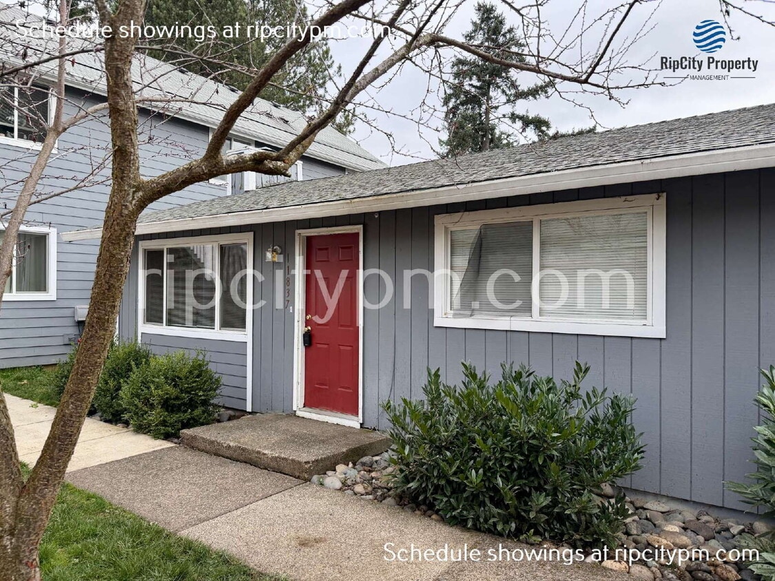 Photo - 11837 Southeast Gladstone Street-