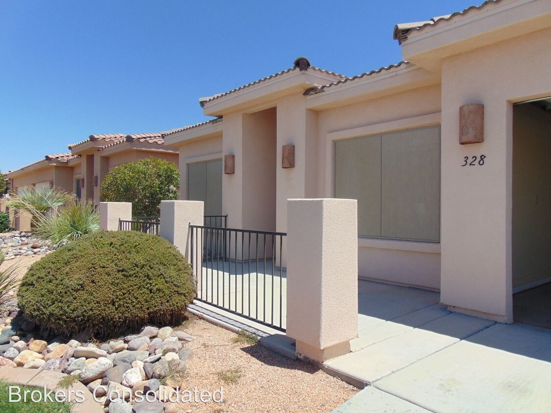 Foto principal - 3 br, 2 bath House - 328 Vineyard Lane