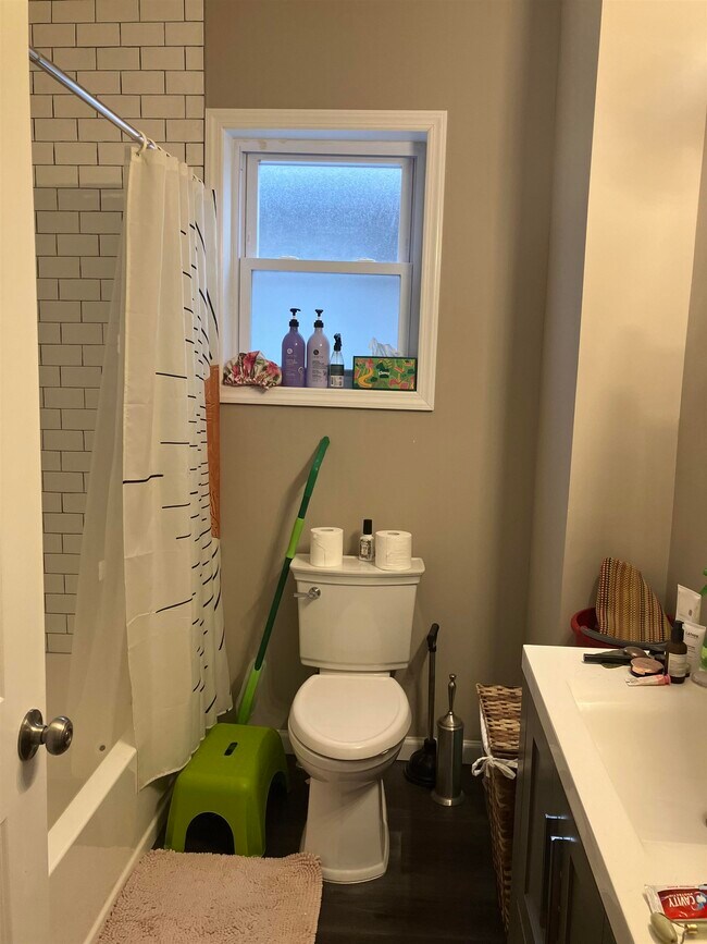 Foto del edificio - 124 W 27th St