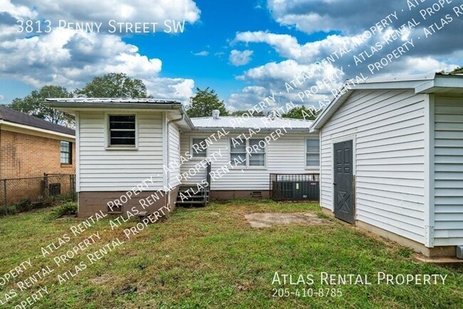 Building Photo - 3813 Penny St SW