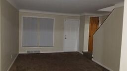 Building Photo - 2 br, 1 bath Condo - 3727 Oakman Blvd