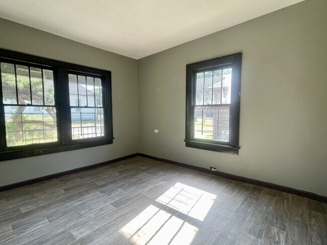 Foto del edificio - 2512 Boone St