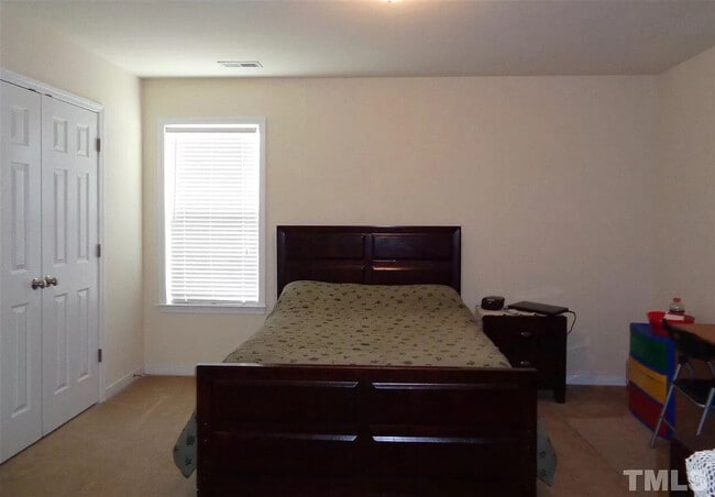 Building Photo - Rooms for rent in Rolesville