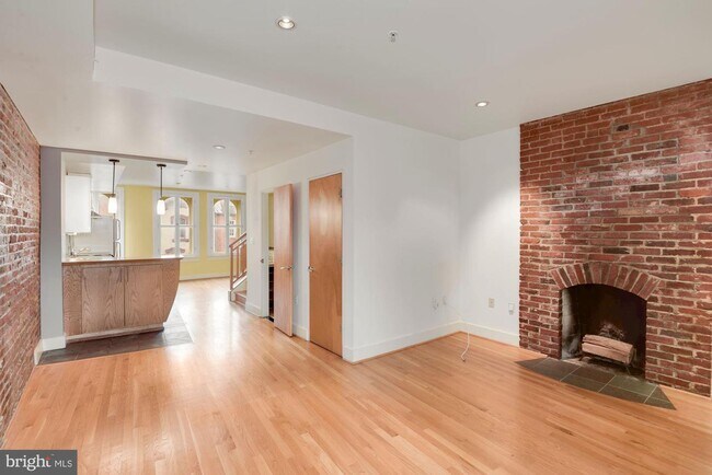 Foto del edificio - 3065 M St NW
