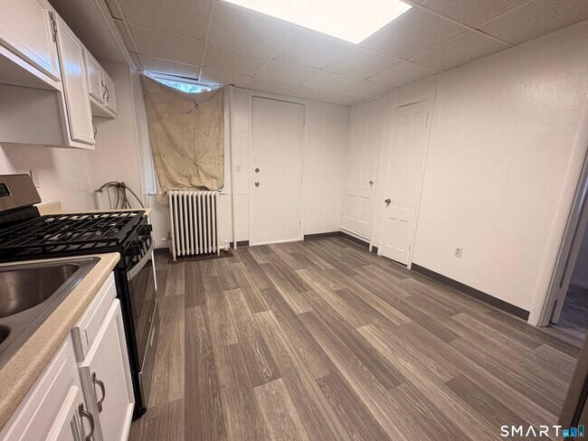 Foto del edificio - 185 Grove St