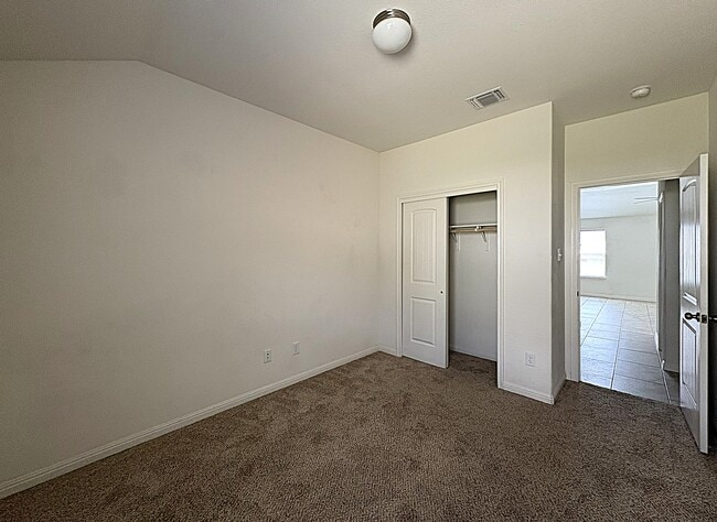 Building Photo - 3810 Flat Rock Mountain Dr