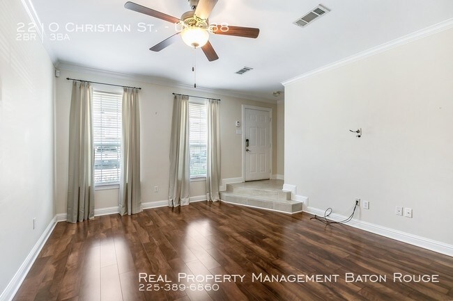 Foto del edificio - Great Condo off Perkins