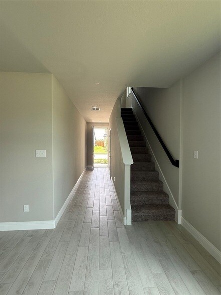 Foto del edificio - 804 Sicily Blvd