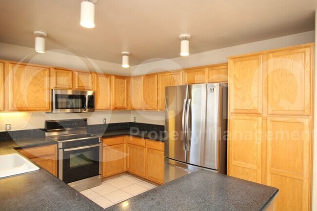 Foto del edificio - 4743 E Lavender Ln